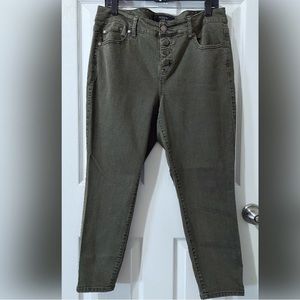 Torrid Cropped Skinny Ankle Jeans